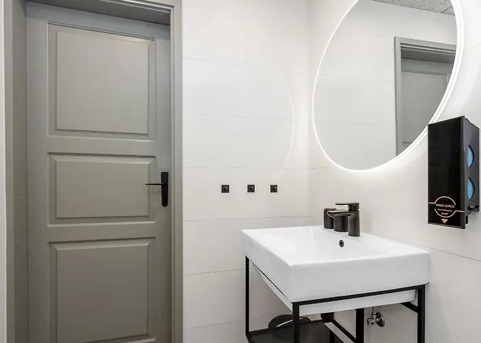 Seto Man Puhkekeskus * Вярска